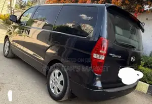 Hyundai Starex 2021 Black