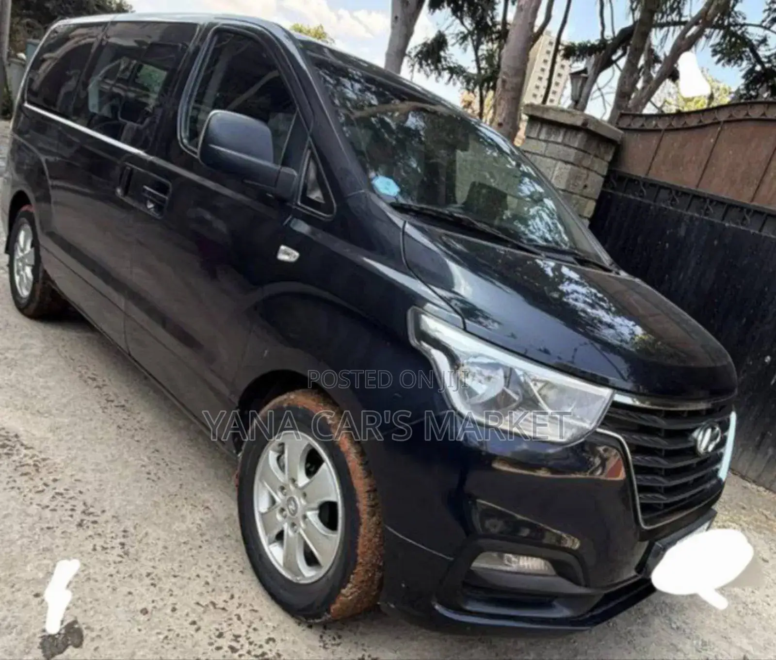 Hyundai Starex 2021 Black