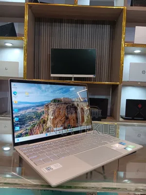 New Laptop HP Envy X2 16GB Intel Core I7 SSD 512GB