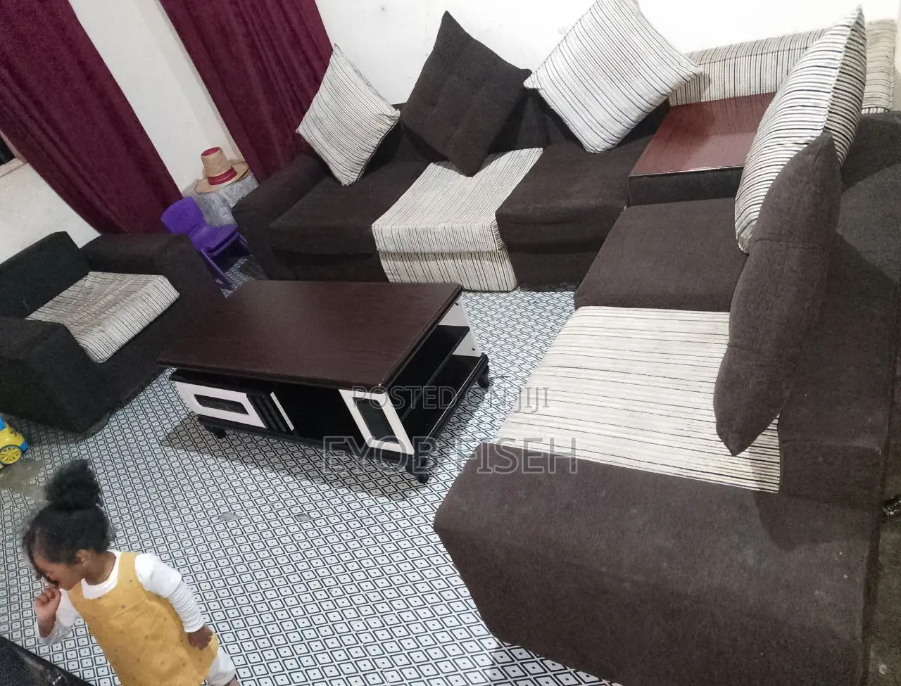 Sofa/ሶፋ Condition Used