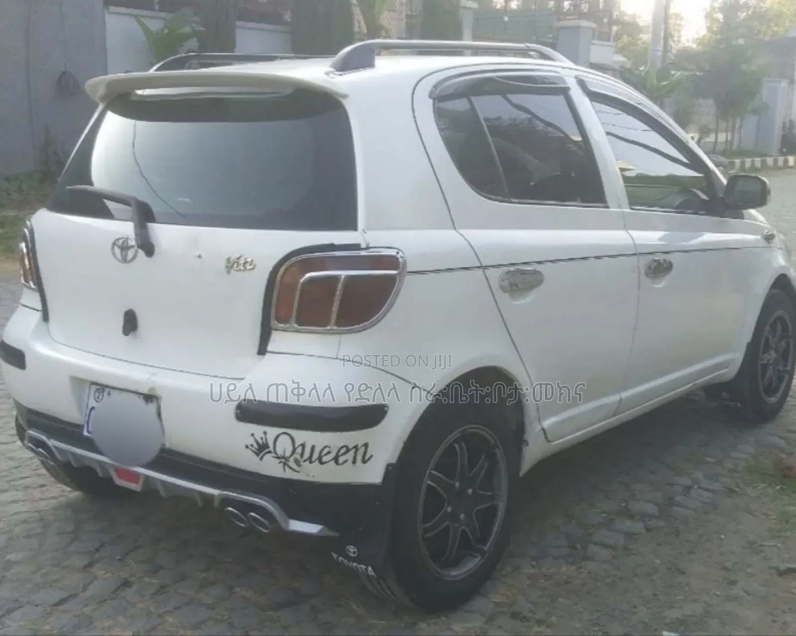 Toyota Vitz 2004 White