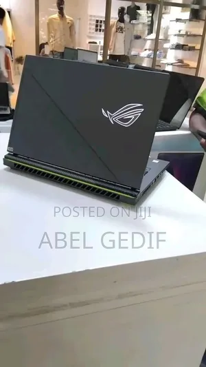 New Laptop Asus ROG Strix G16 G614 16GB Intel Core I9 SSD 1T