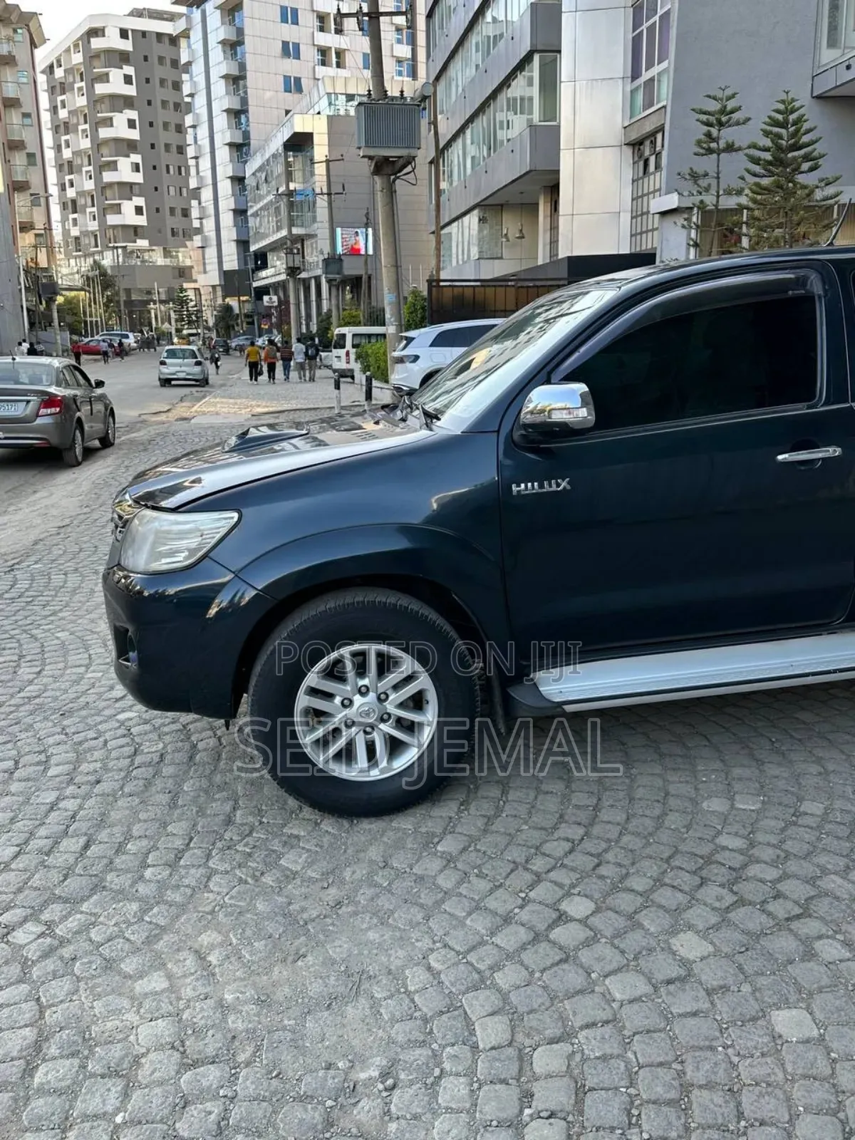 Toyota Hilux 2015 Matt Black