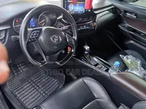 Toyota C-HR 2017 Silver