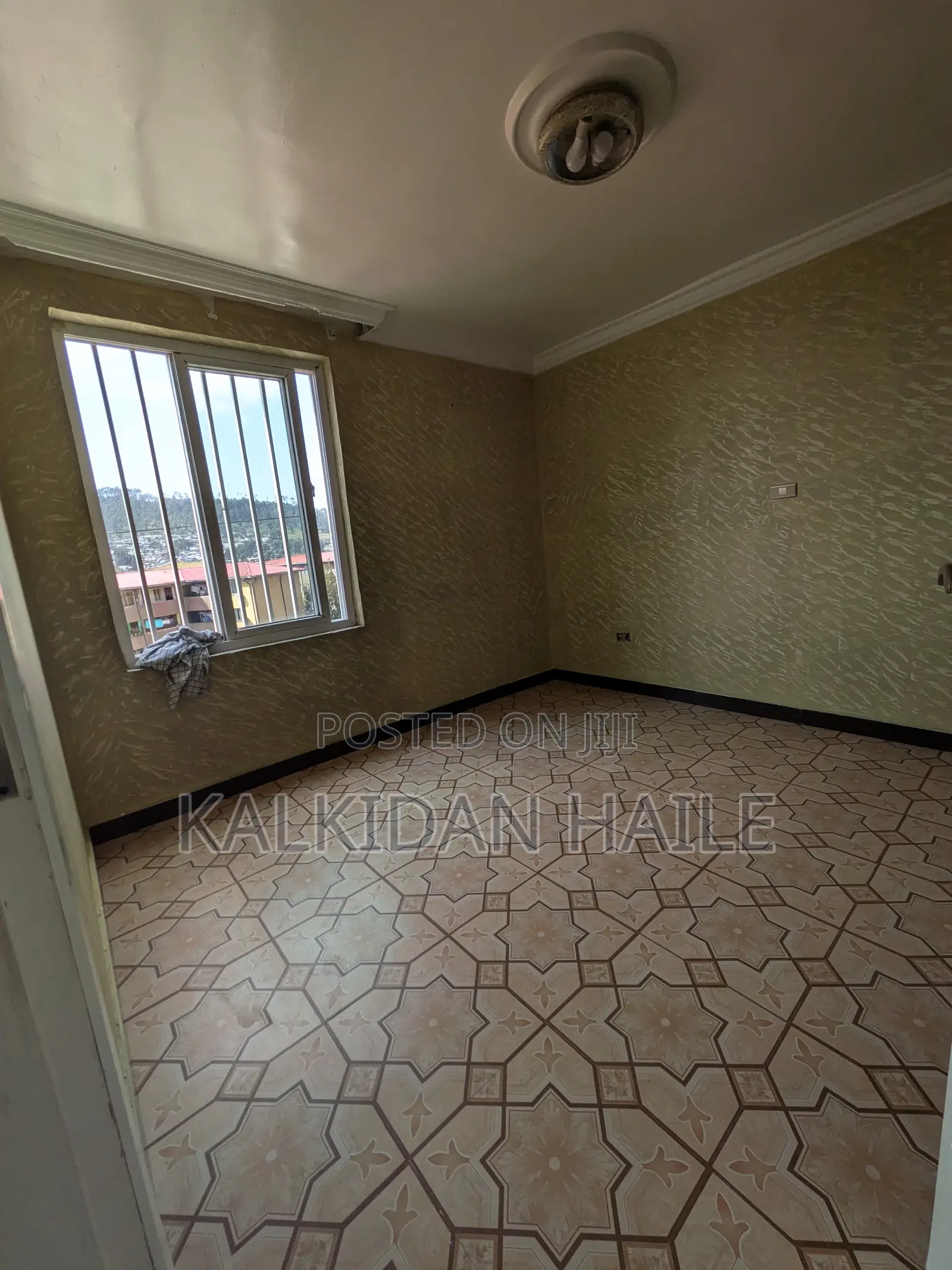 Furnished 1bdrm Condo in G7, Yeka for sale