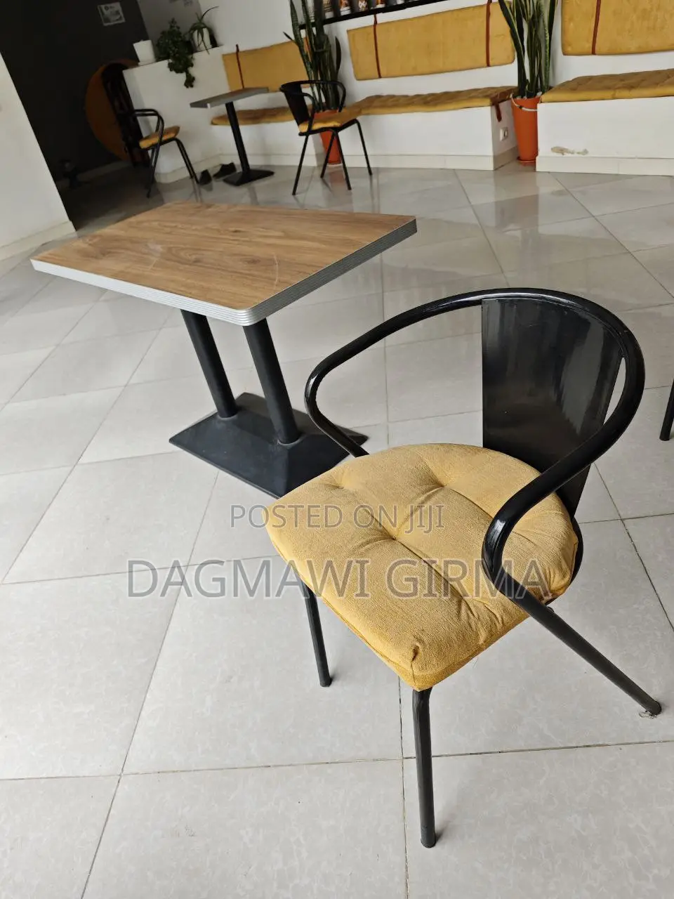 Imported High-Quality Restaurant Tables