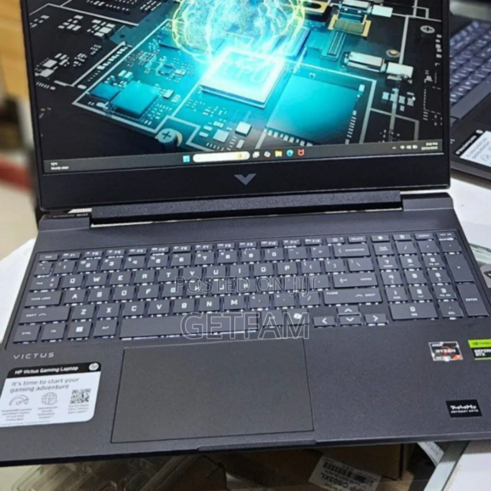 New Laptop HP Victus 16 16GB AMD Ryzen 5 SSD 512GB