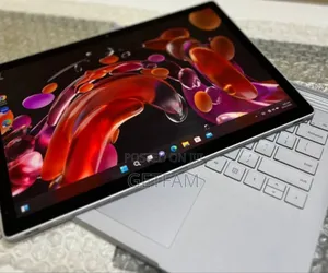 Photo - New Laptop Microsoft Surface 16GB Intel Core I7 SSD 256GB