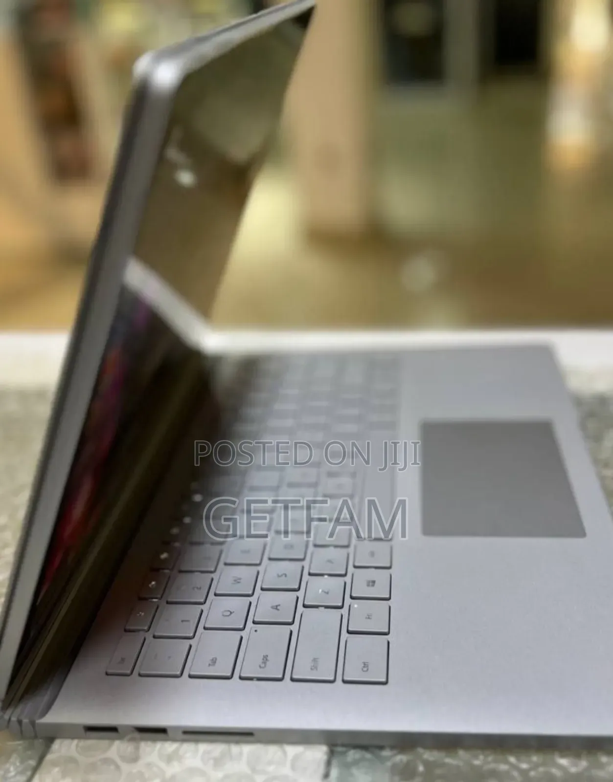 New Laptop Microsoft Surface 16GB Intel Core I7 SSD 256GB