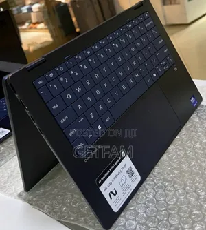 New Laptop HP OmniBook 5 Flip 16GB Intel Core Ultra 7 SSD 512GB