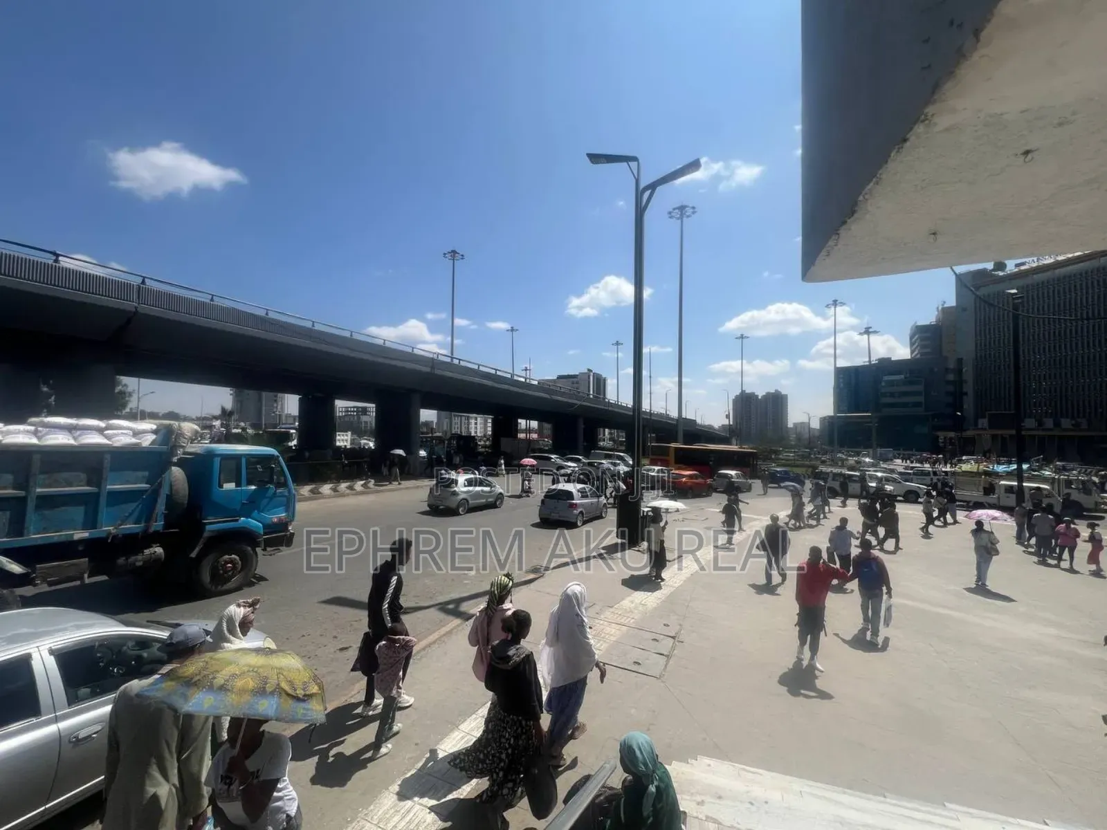 የንግድ ሱቅ ሽያጭ