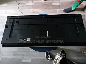 Yamaha PSR E443 Keyboard