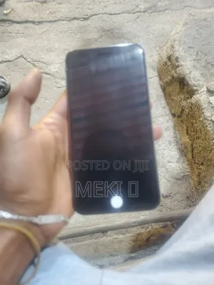 Apple iPhone 8 Plus 64 GB Black