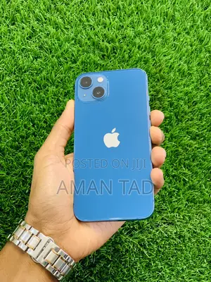 Photo - New Apple iPhone 13 128 GB Blue