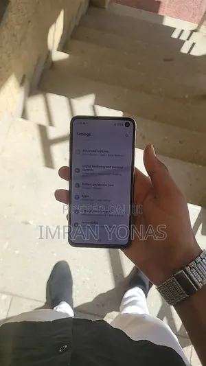 Samsung Galaxy S10e 128 GB White