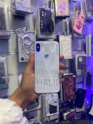 Photo - Apple iPhone X 64 GB White