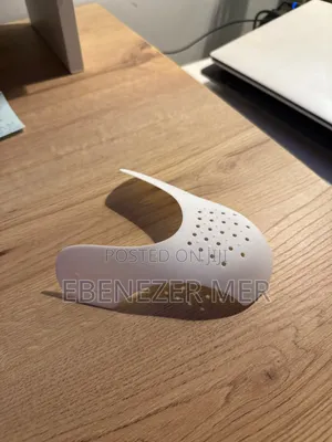 Photo - Shoe Crease Protector