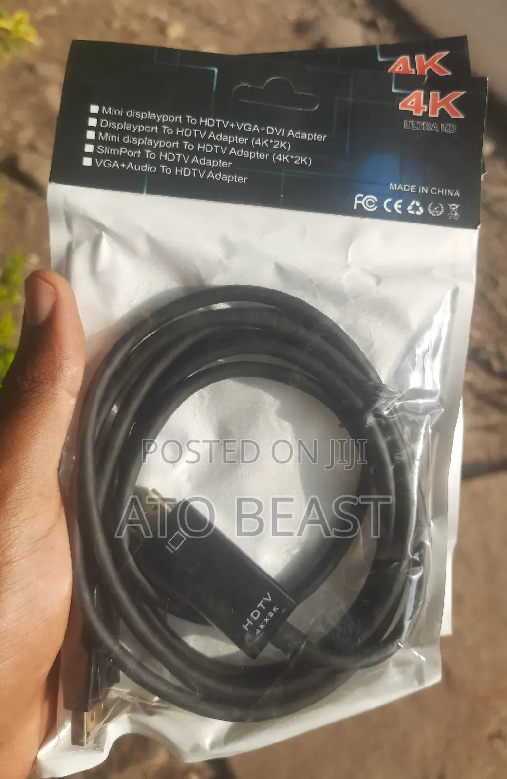 Displayport to Hdmi Cable Used to Transmit High-Quality Digital Video