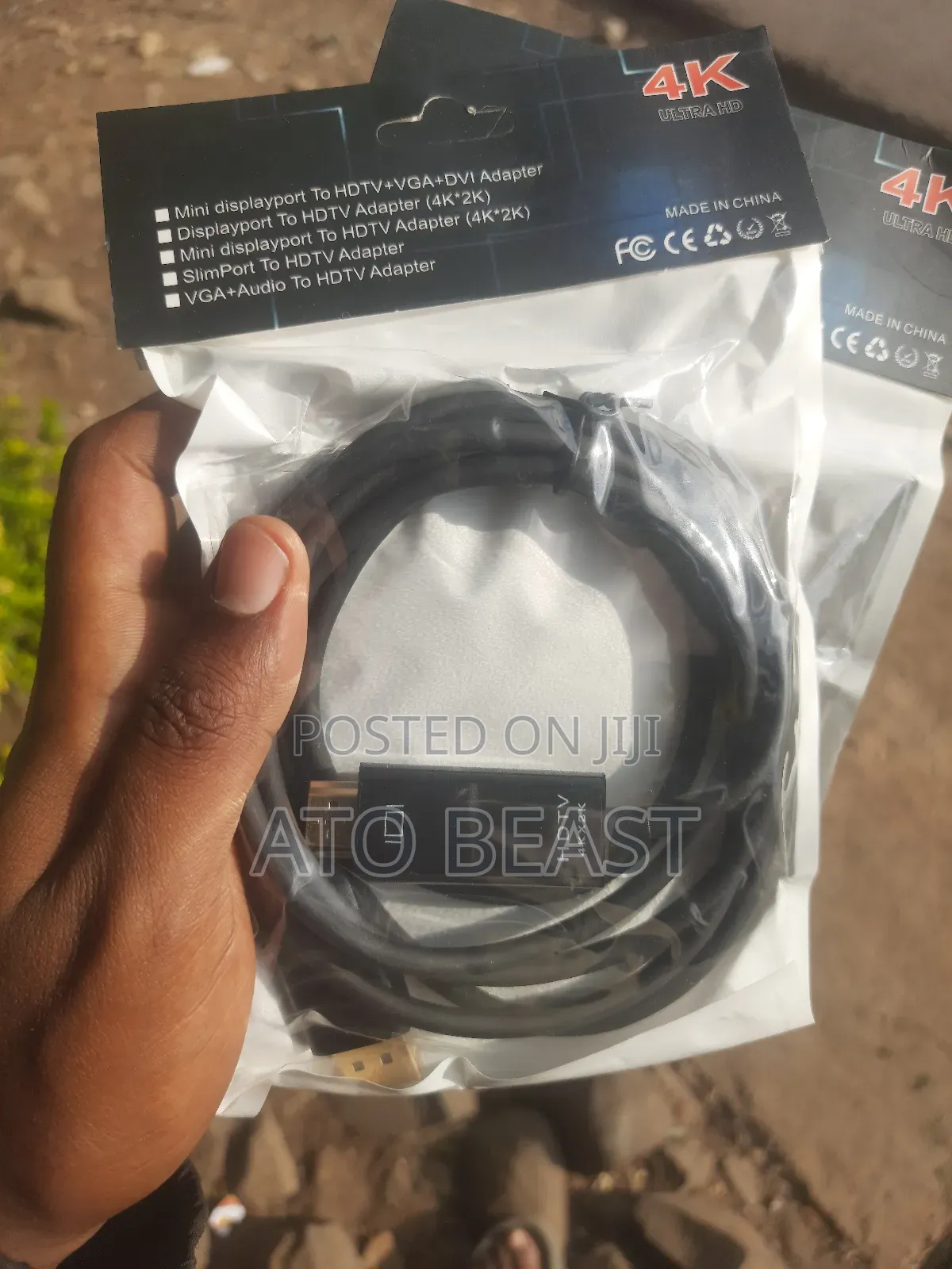 Displayport to Hdmi Cable Used to Transmit High-Quality Digital Video