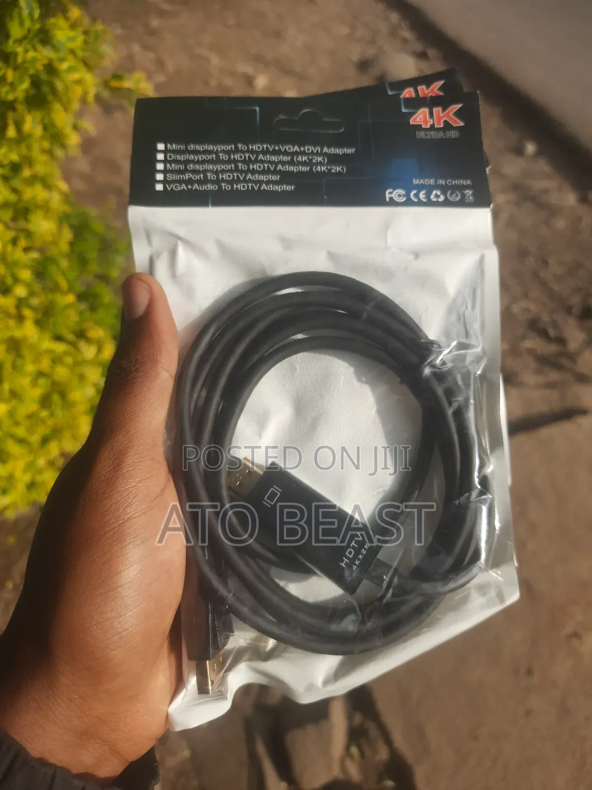 Displayport to Hdmi Cable Used to Transmit High-Quality Digital Video