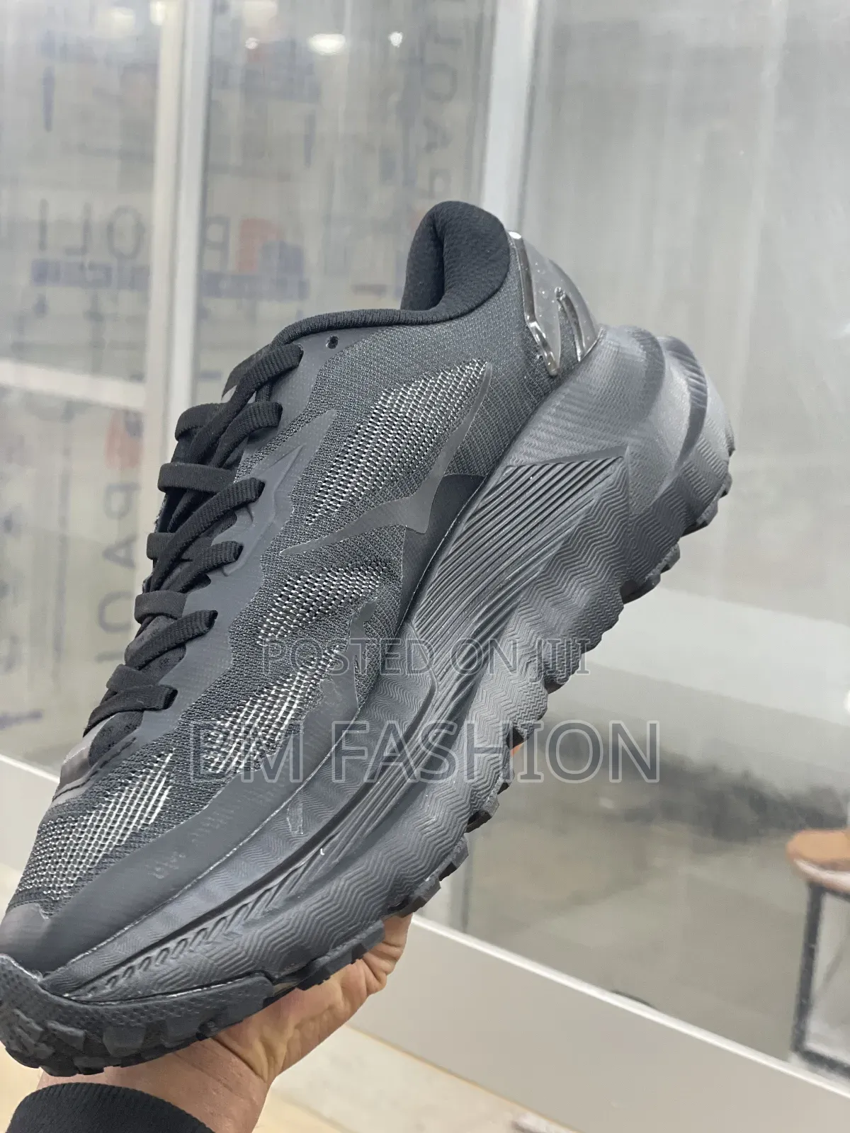 New Stylish Hoka Sneakers (Pure Comfort, Durability)