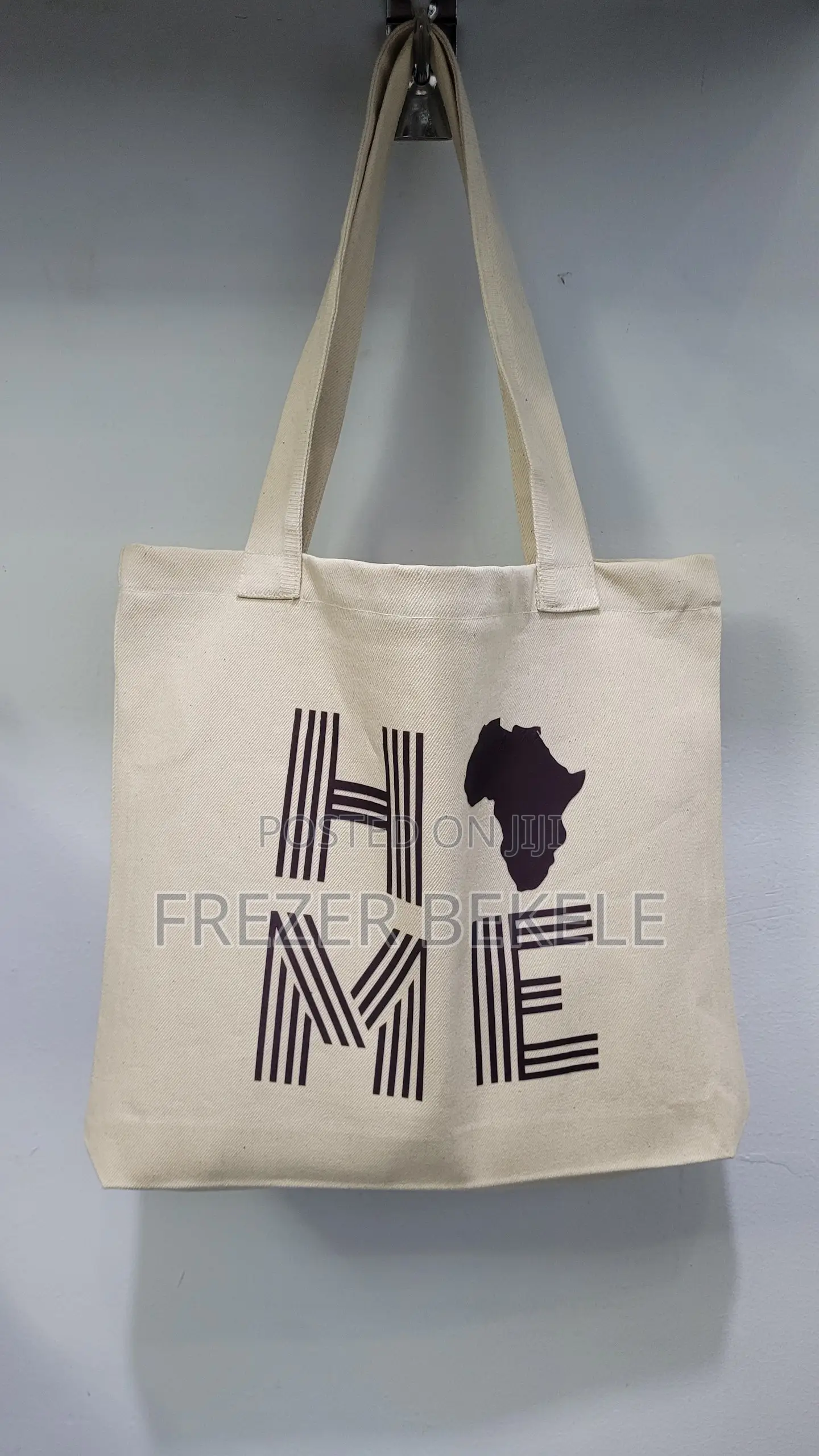 Tote Bag (የሴት ቦርሳ)