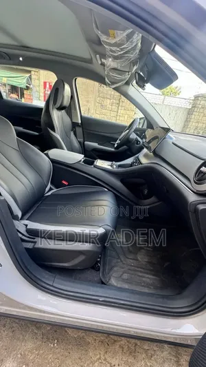 Volkswagen ID.4 2022 Beige