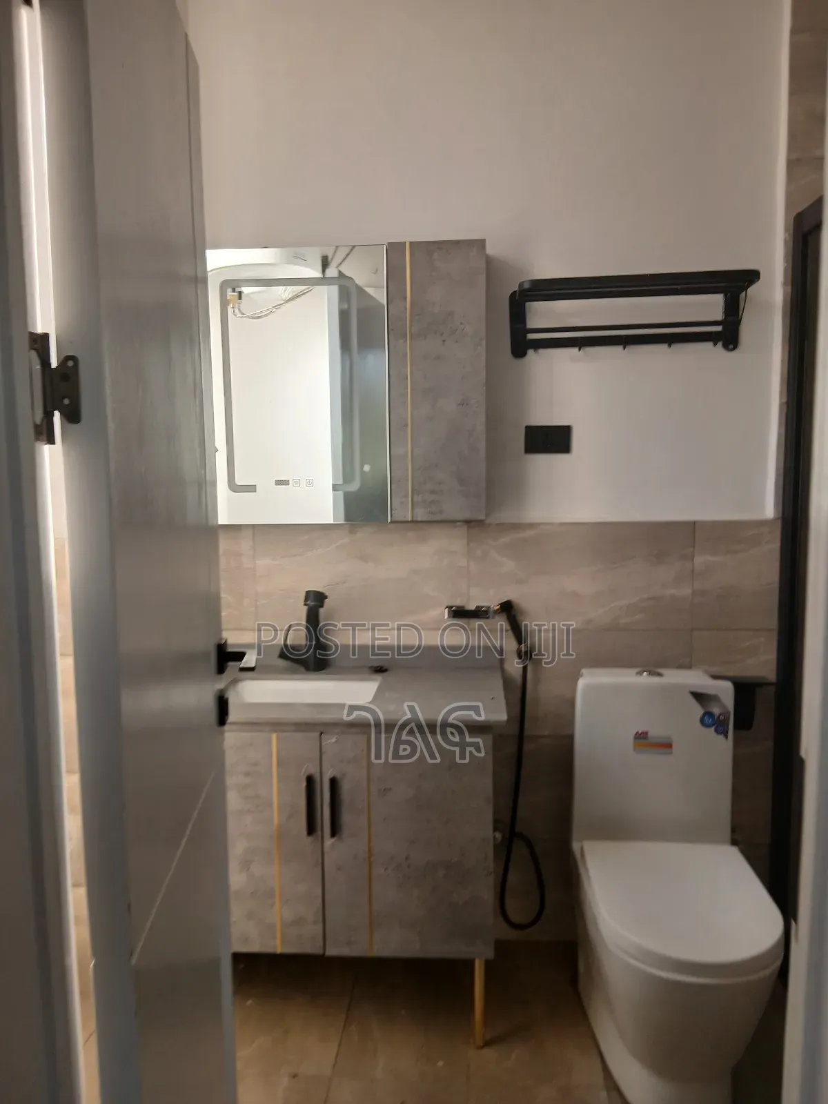 3bdrm Apartment in Bole for sale