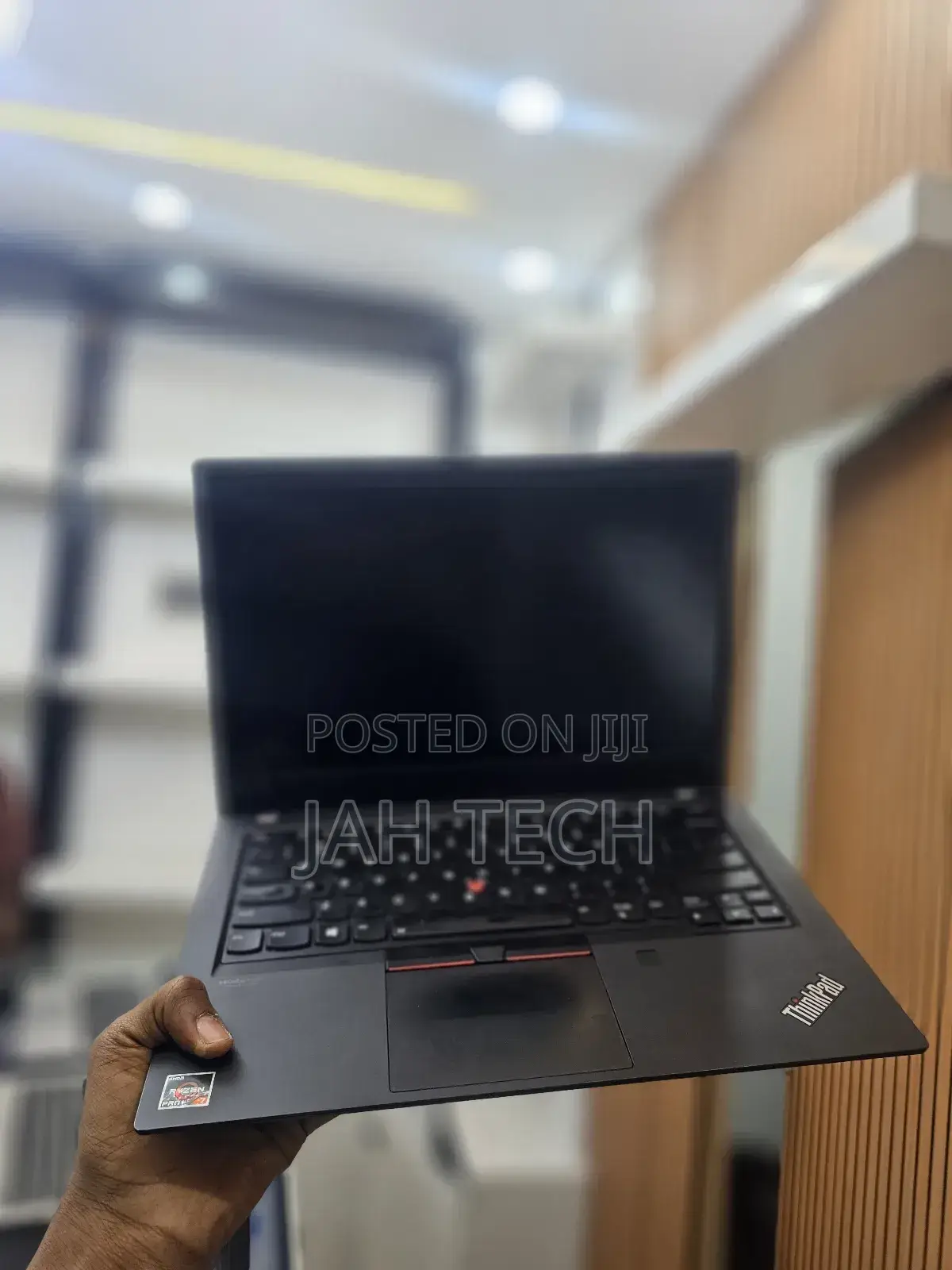 New Laptop Lenovo Thinkpad P14s 16GB AMD Ryzen 7 SSD 512GB