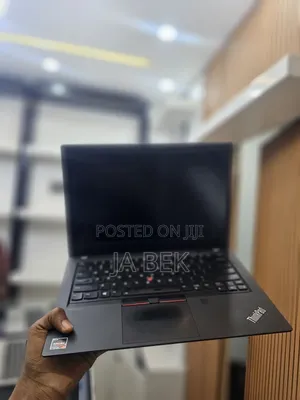 New Laptop Lenovo Thinkpad P14s 16GB AMD Ryzen 7 SSD 512GB