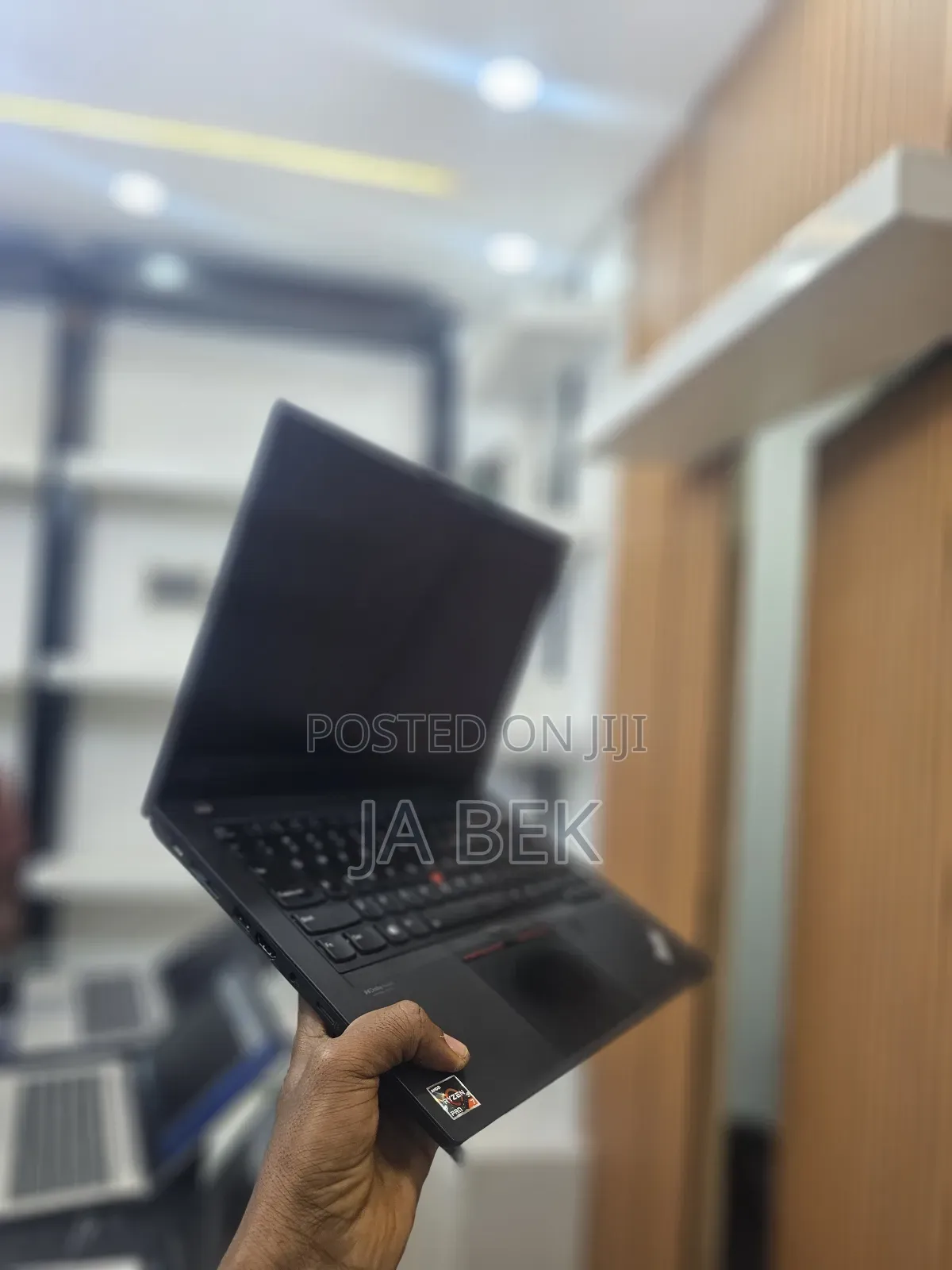 New Laptop Lenovo Thinkpad P14s 16GB AMD Ryzen 7 SSD 512GB