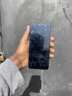 Photo - Samsung Galaxy A70 128 GB White