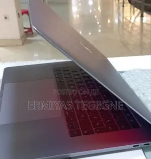 New Laptop Apple MacBook 16GB Intel Core I7 SSD 512GB