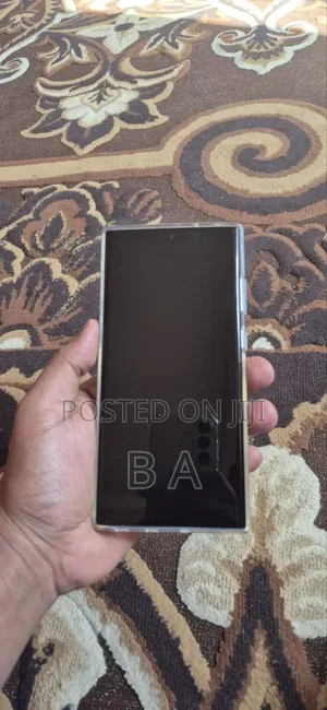 Photo - Samsung Galaxy S23 Ultra 256 GB Silver