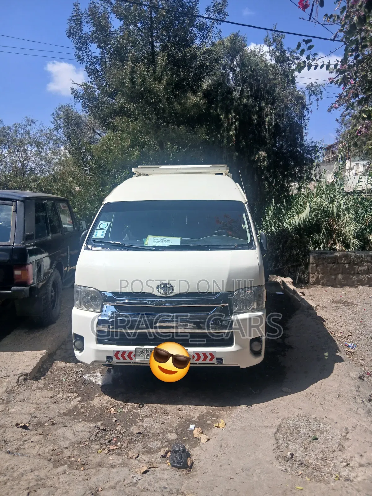 Toyota HiAce 2012 White