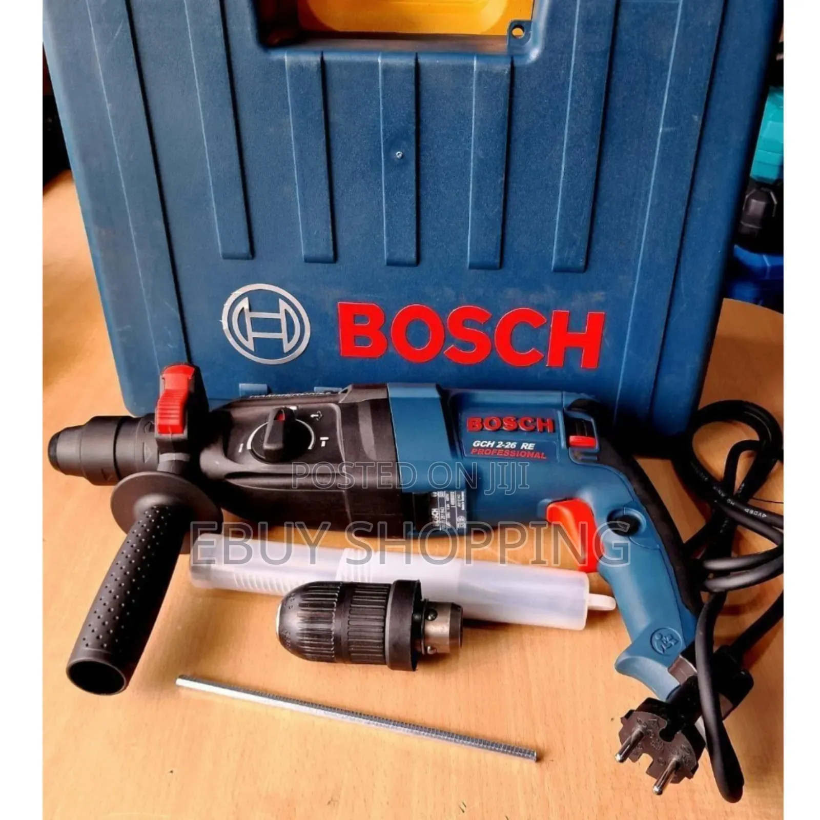 Tool-Free Bit Changes: Bosch GBH 2-26 Re SDS-Plus Rotary Hammer