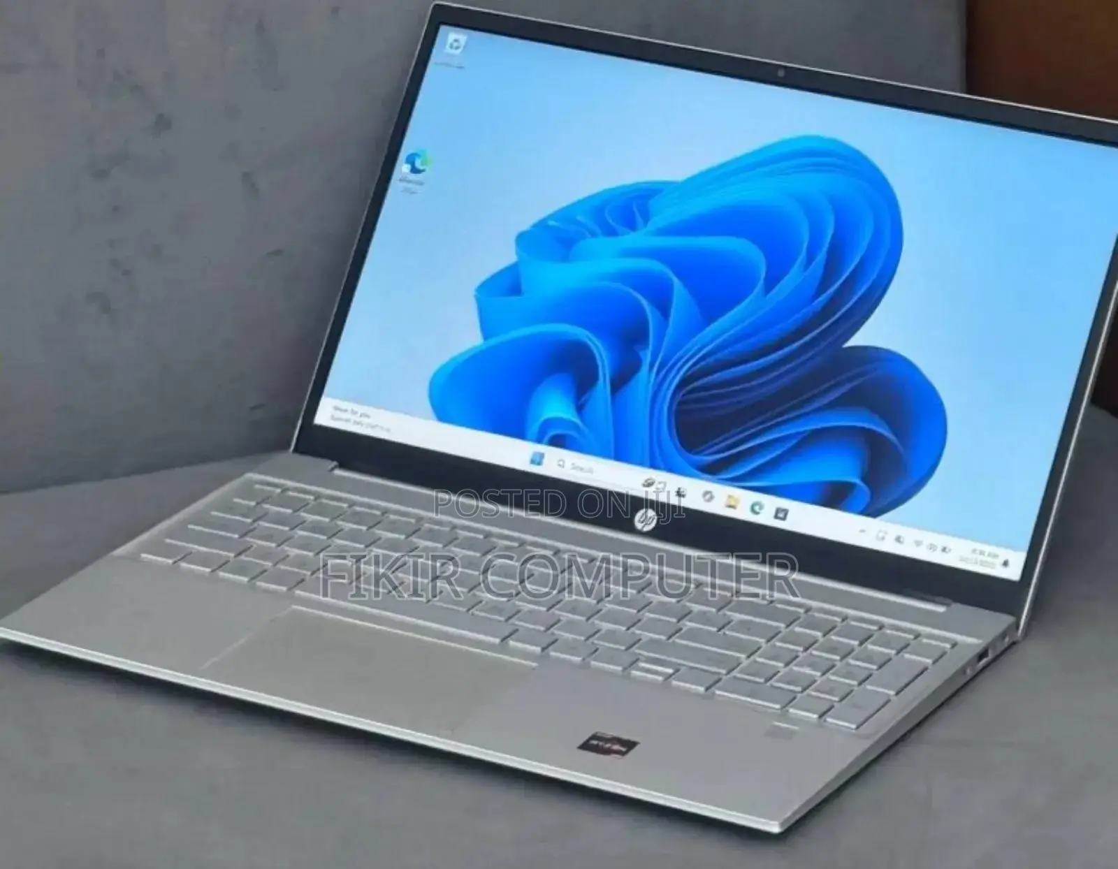 New Laptop HP Pavilion 15 16GB Intel Core I7 SSD 512GB