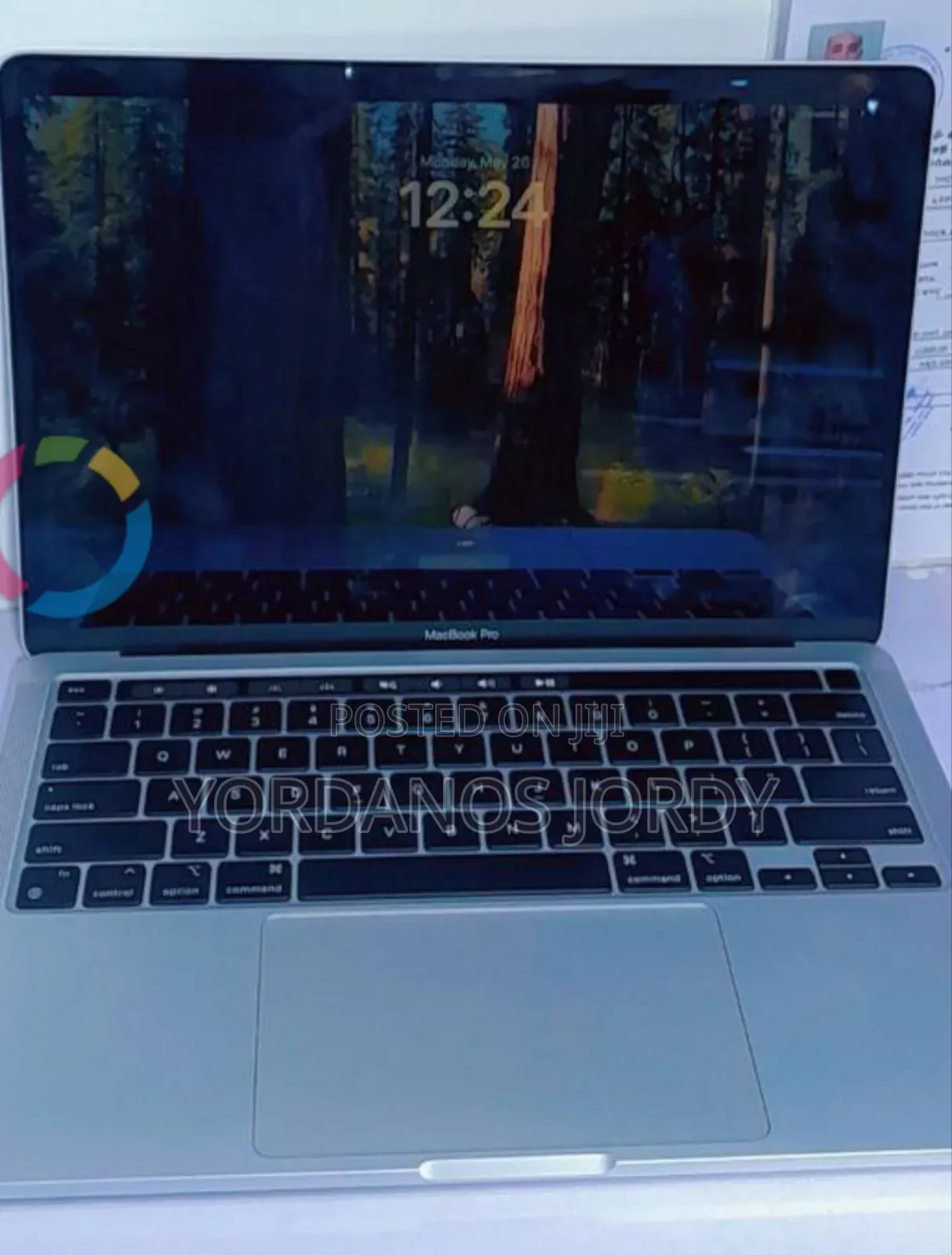 New Laptop Apple MacBook Pro 2022 M2 8GB Apple M2 SSD 256GB