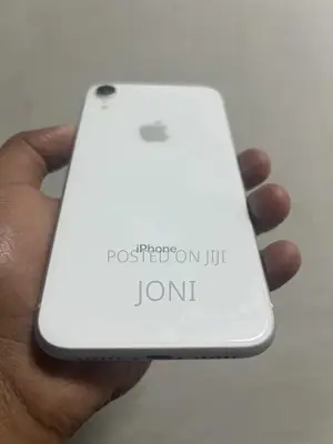 Apple iPhone XR 128 GB White