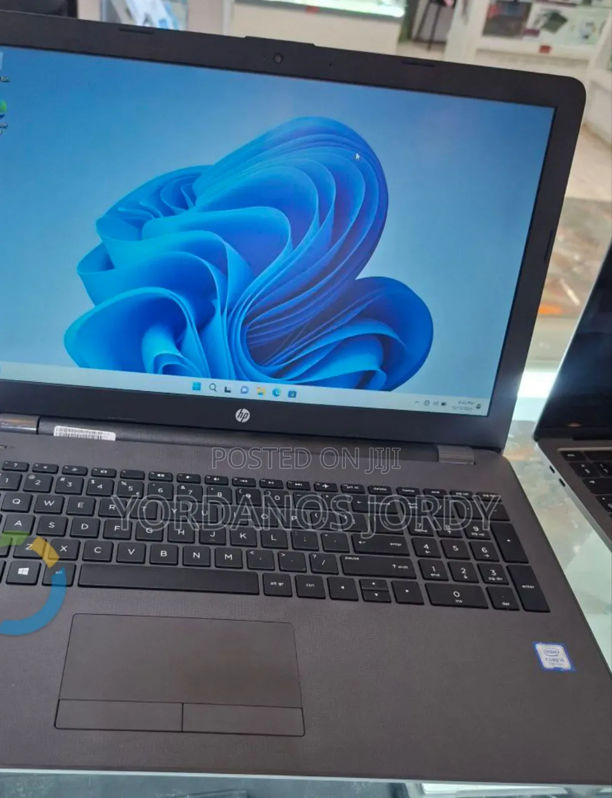 New Laptop HP Stream Notebook 8GB Intel Core I5 HDD 1T