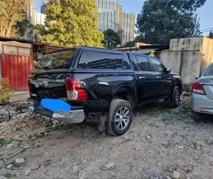 Toyota Hilux Revo Double Cab Deisel 2.4 AWD 2017 Black