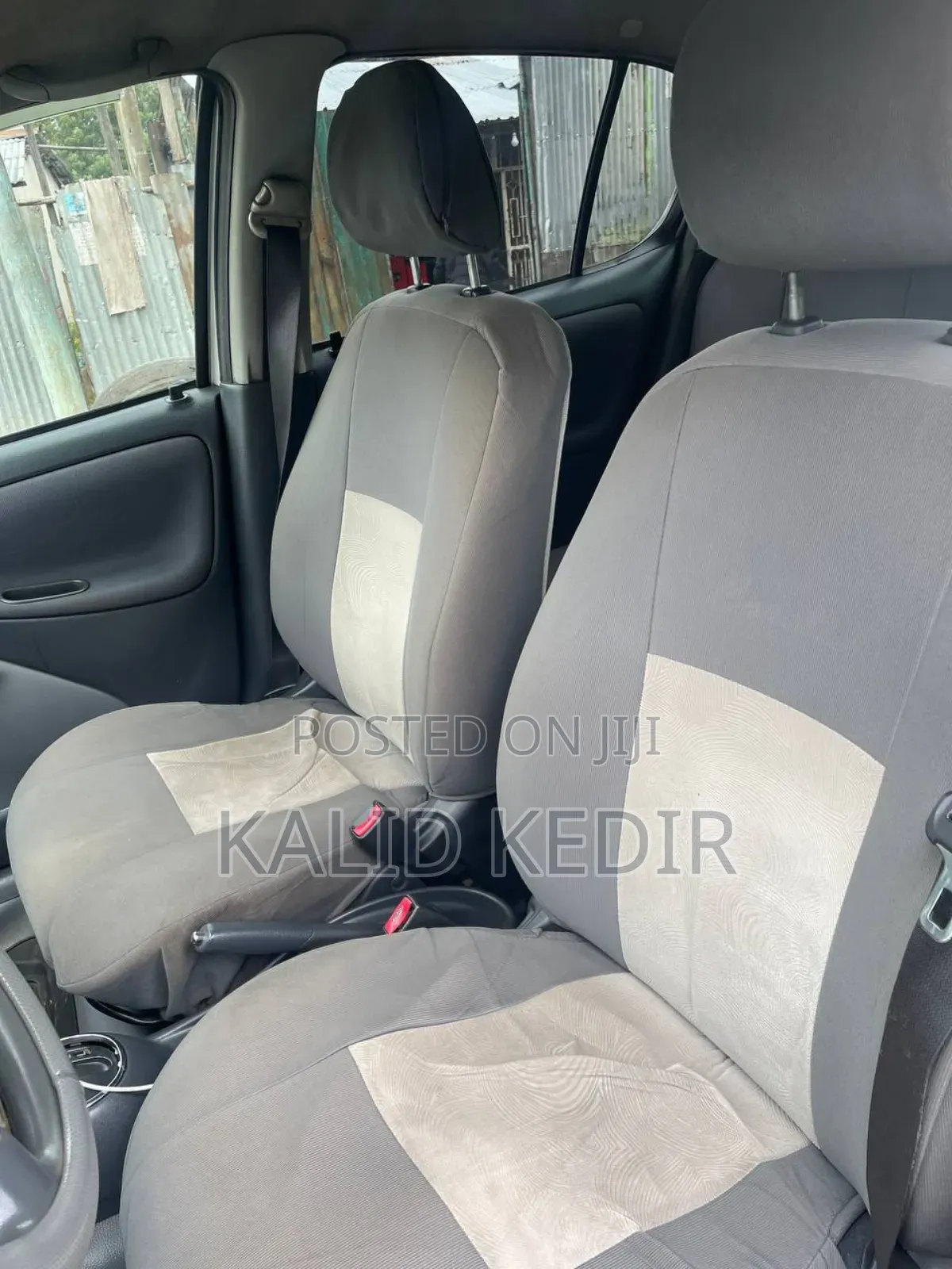 Toyota Vitz 2002 Silver