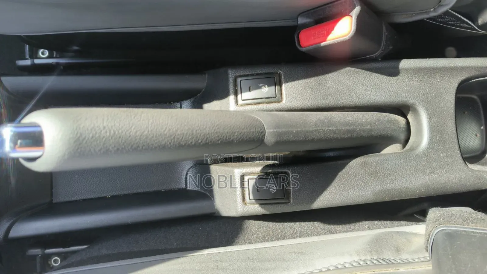 Suzuki Swift 2023 Silver