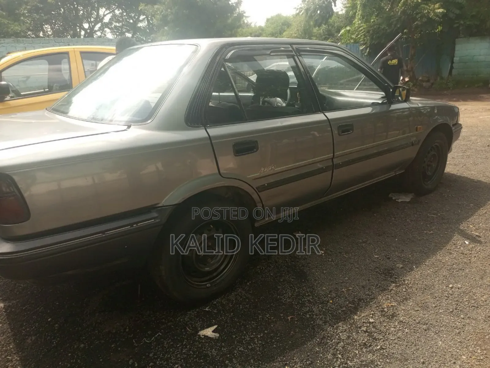 Toyota Corolla 1990 Silver