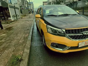 Chery Arrizo 3 1.5 FWD 2020 Orange