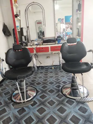 Photo - Men Salon Equipment
