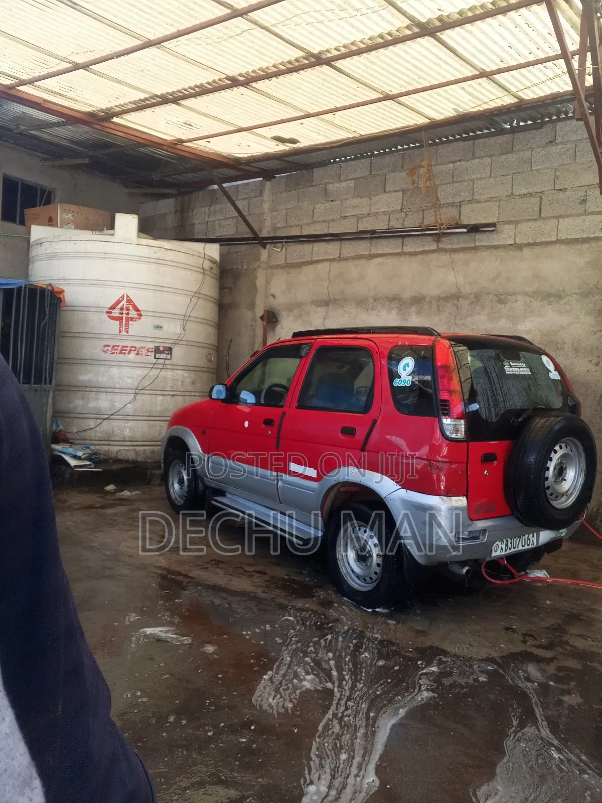 Daihatsu Terios 2005 Red