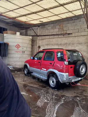 Daihatsu Terios 2005 Red