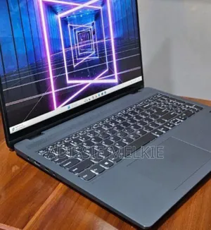 New Laptop Lenovo Yoga 7i 16GB Intel Core I7 SSD 512GB