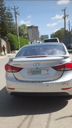 Hyundai Avante 2014 Silver